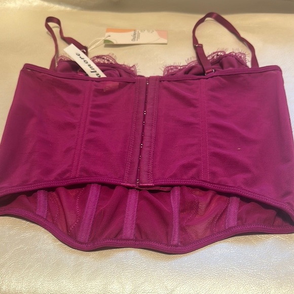 Purple Lace Bra with Contoured Support and Adjustable Straps - Picture 4 of 9